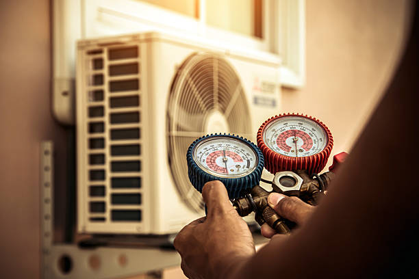 Professional Hvac technician working in Verona, KY